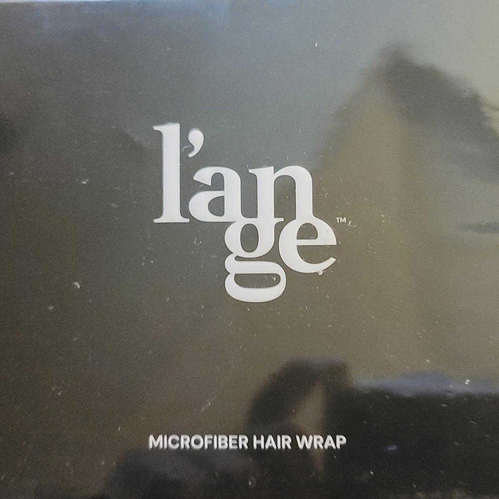NIB L'ANGE White  Microfiber Hair Wrap
